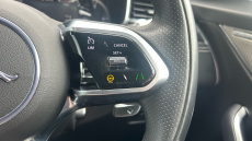 Jaguar F-Pace 2.0 D200 R-Dynamic SE 5dr Auto AWD Diesel Estate